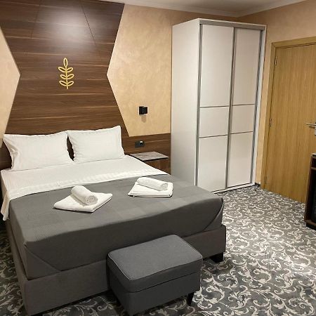 Grand Hotel&Restaurant Bačka Palanka Zewnętrze zdjęcie
