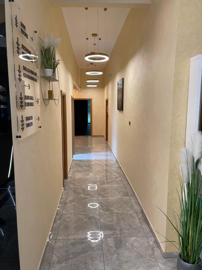 Grand Hotel&Restaurant Bačka Palanka Zewnętrze zdjęcie