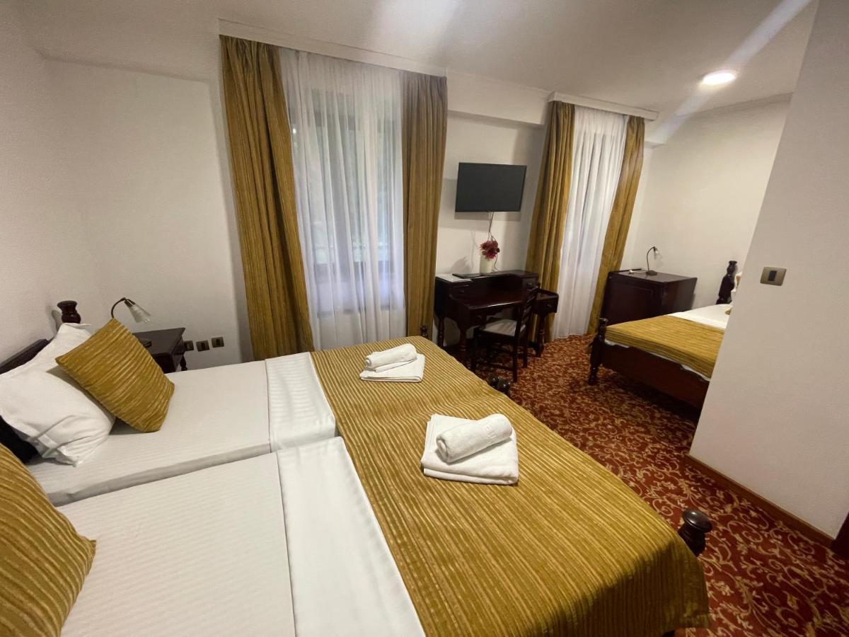 Grand Hotel&Restaurant Bačka Palanka Zewnętrze zdjęcie