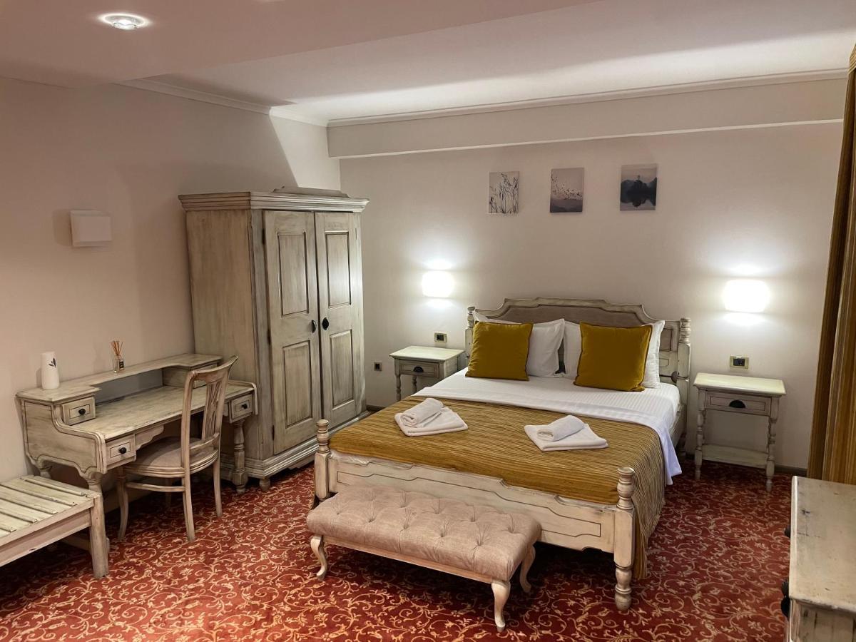 Grand Hotel&Restaurant Bačka Palanka Zewnętrze zdjęcie